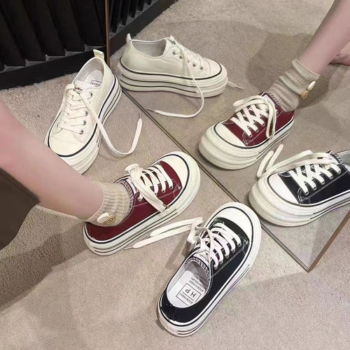 Damen Plateau Sneakers mit modischem Design und strapazierfähigem Obermaterial Echo Archiv