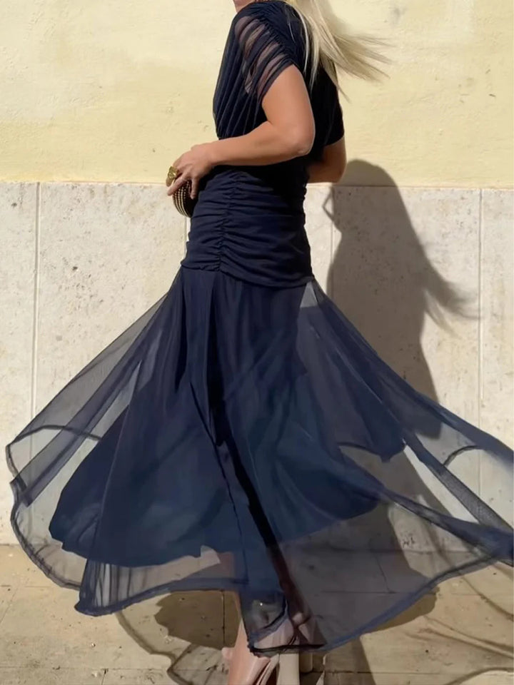 Damen nan elegantes bodenlanges Abendkleid mit drapierter Schulterpartie und luftiger Chiffon-Rock Echo Archiv