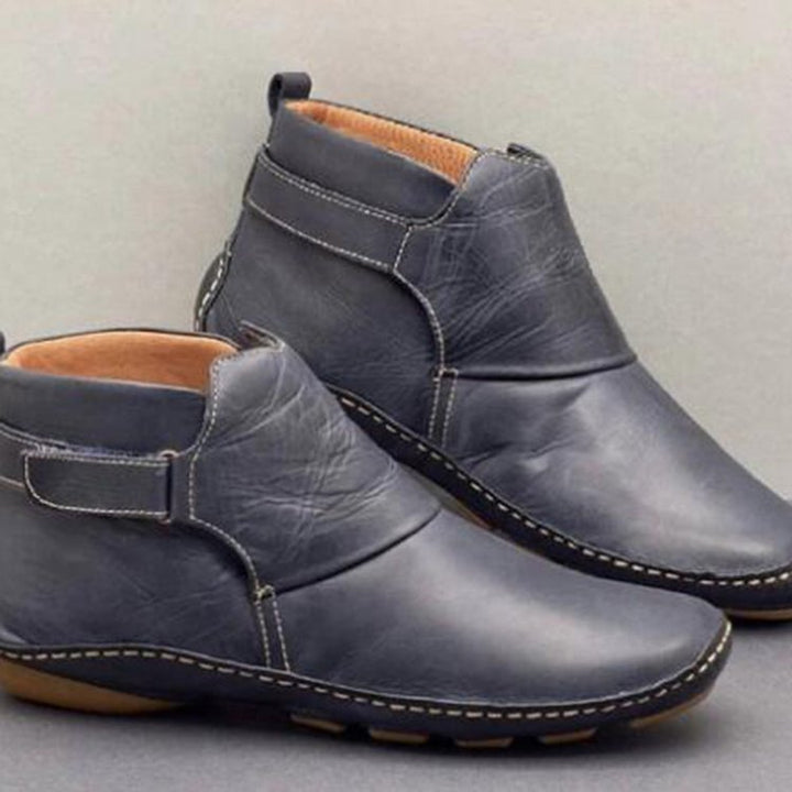 Damen Weiche Leder‑Stiefelette mit Klettverschluss, ergonomischer Laufsohle und gepolstertem Fußbett – Varelle