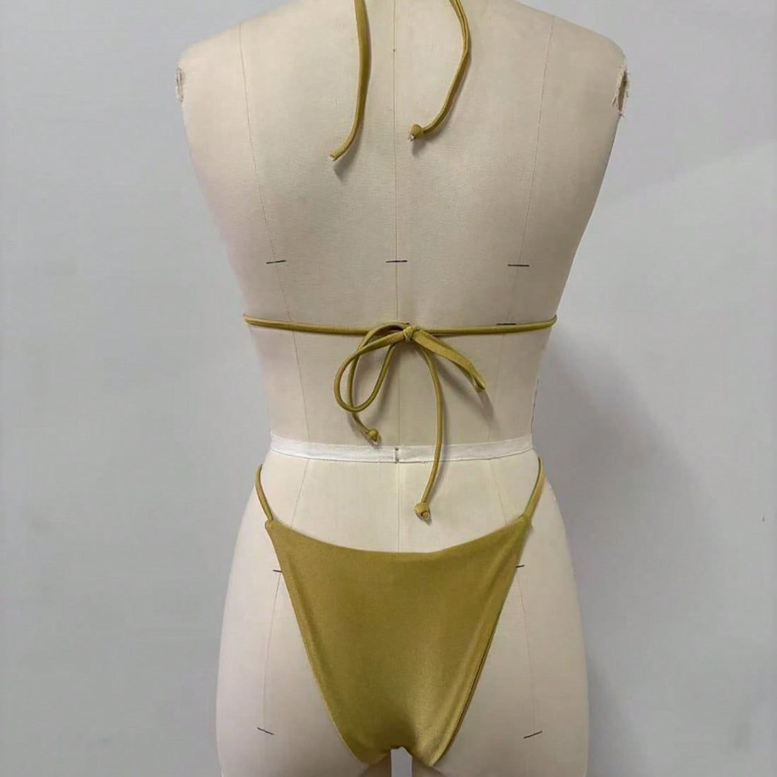 Damen Triangel-Bikini-Set mit modischen Metallringen – Maréssa