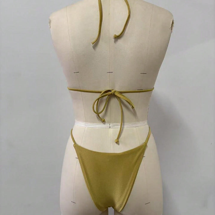 Damen Triangel-Bikini-Set mit modischen Metallringen Echo Archiv
