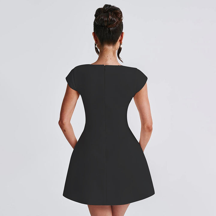 Damen figurbetontes Minikleid mit Quadratausschnitt und voluminösem Rock Echo Archiv