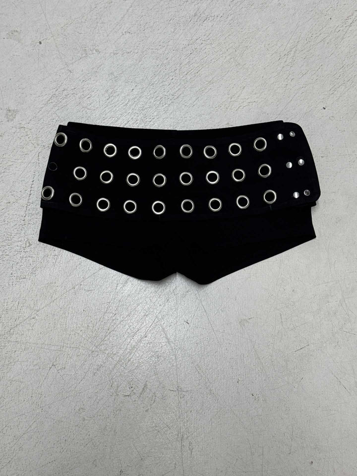 Damen Minirock mit einzigartigen Schnallen- und Ösen-Details Echo Archiv