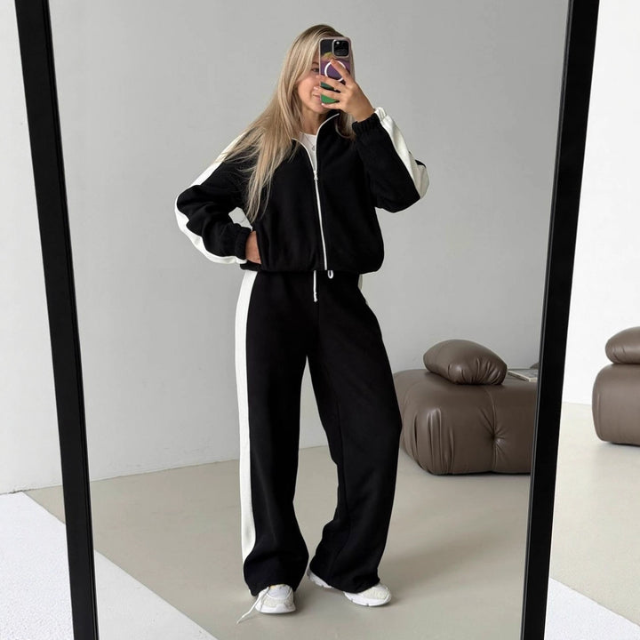 Damen sportlich-elegantes Fleece-Trainingsset mit kurzem Stehkragen-Zip, elastischem Bund und seitlichen Kontrastbahnen – Avérine