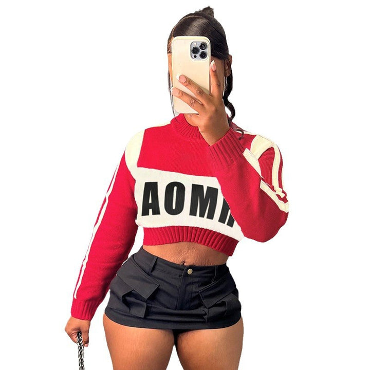 Damen Kurzgeschnittenes Cropped-Strickshirt mit hohem Rollkragen und kontrastierendem Logo – Mavelle