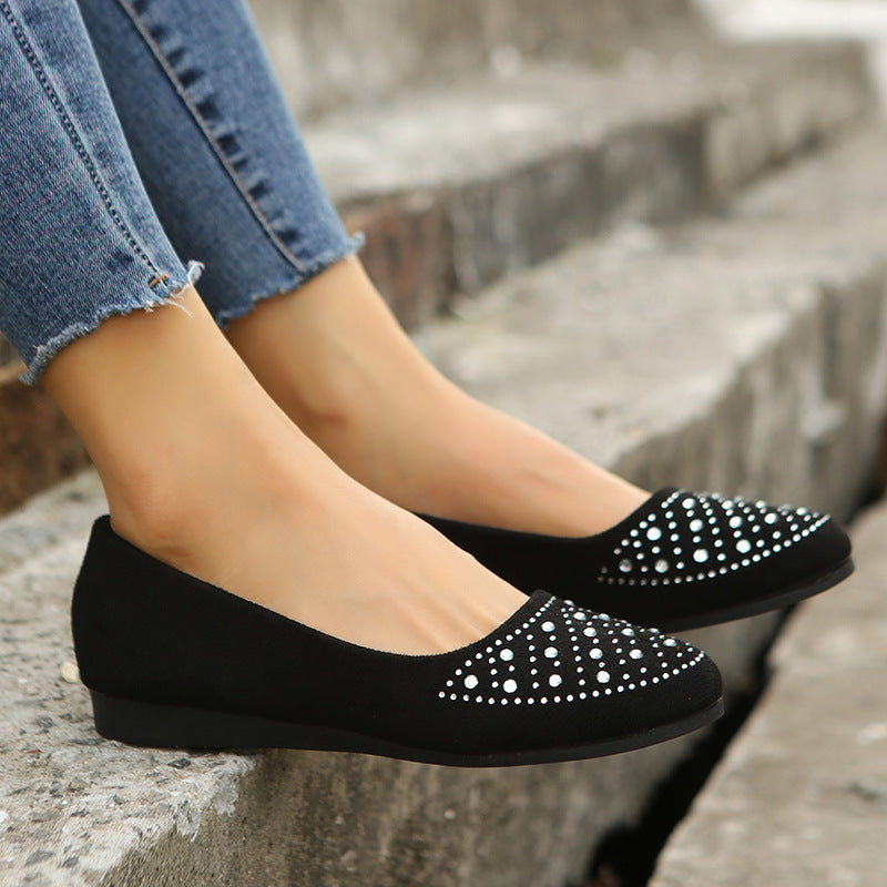 Damen flache Ballerina-Slipper aus Veloursimitat mit Strassapplikation und gepolsterter Komfortinnensohle – Avérine