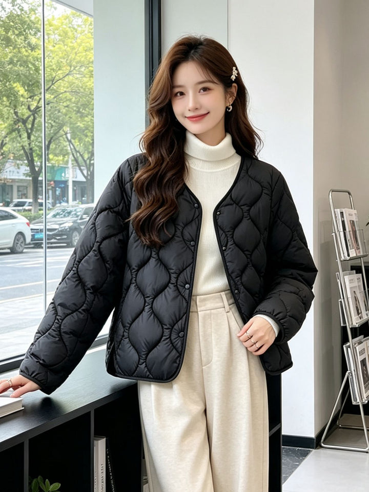 Damen Modische und kuschelige Steppjacke Echoarchiv