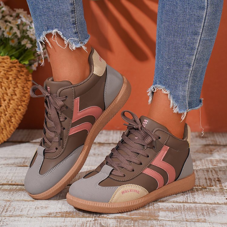 Damen Retro-Sneaker mit Gummisohle, leichtem Textilfutter und Komfortfußbett – Névara
