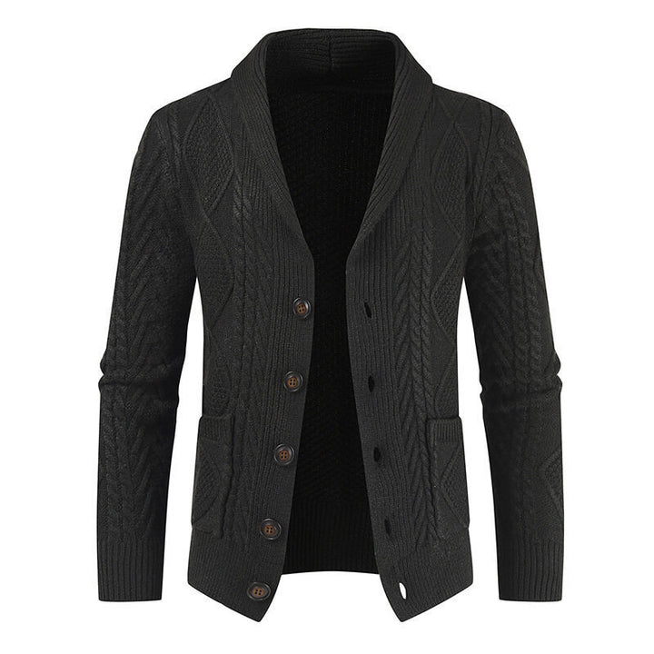 Herren Strickjacke mit modernem Zopfmuster und praktischen Taschen Echoarchiv