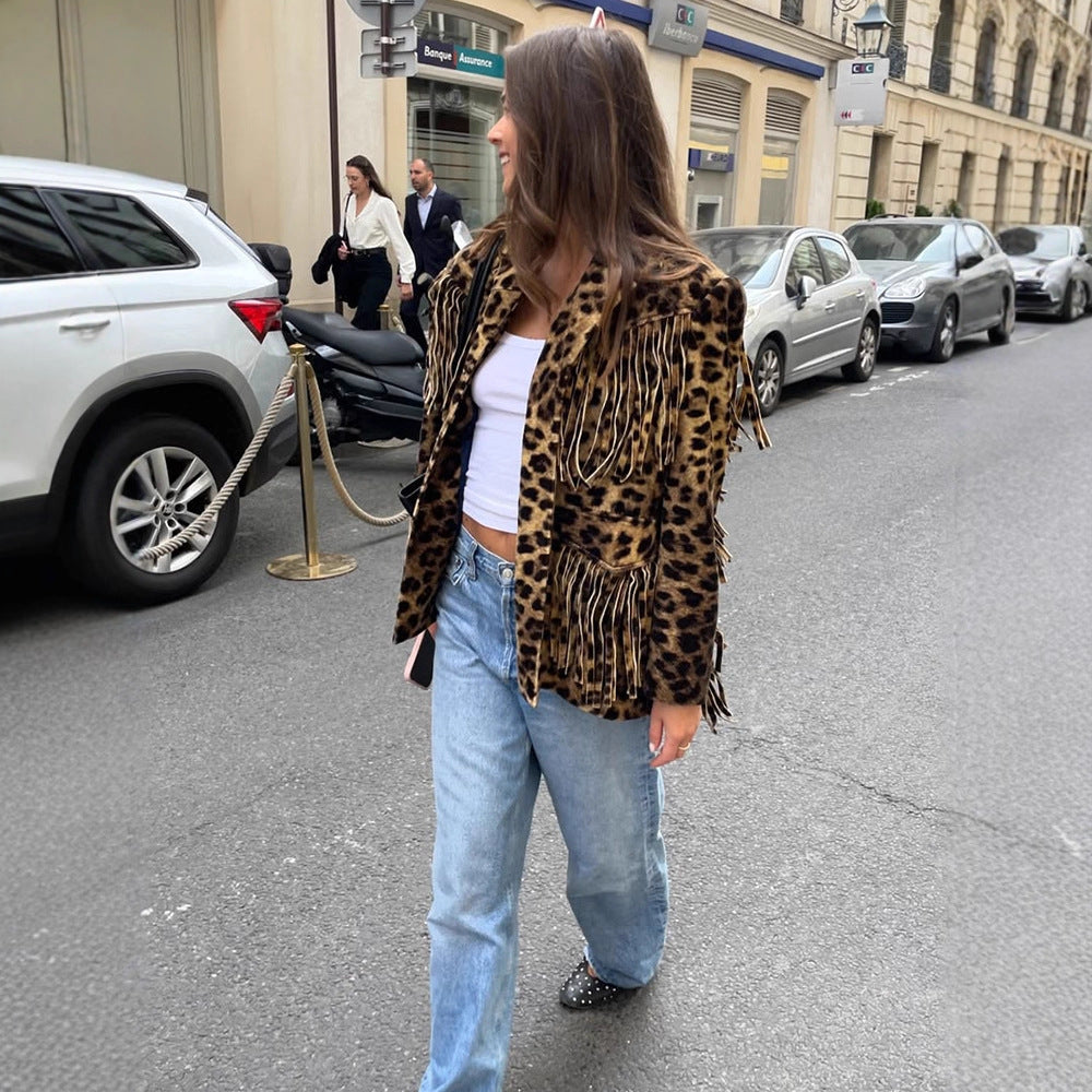 Damen Kurzer Kunstfell-Blouson mit Leopardenprint und Fransen Echoarchiv