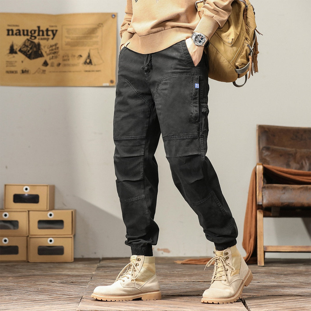 Herren Cargo-Joggerhose mit Tunnelzug, elastischen Bündchen und verstärkten Kniepartien Echoarchiv
