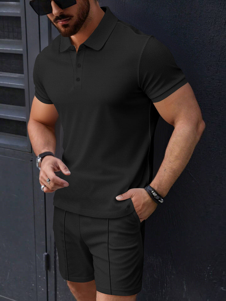 Herren modisches Kurzarm-Polohemd und Shorts Set mit strukturiertem Design Echoarchiv