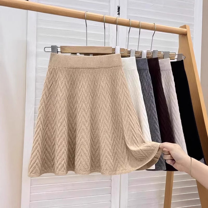 Damen Plissierter Strickrock mit Zopfmuster Echo Archiv