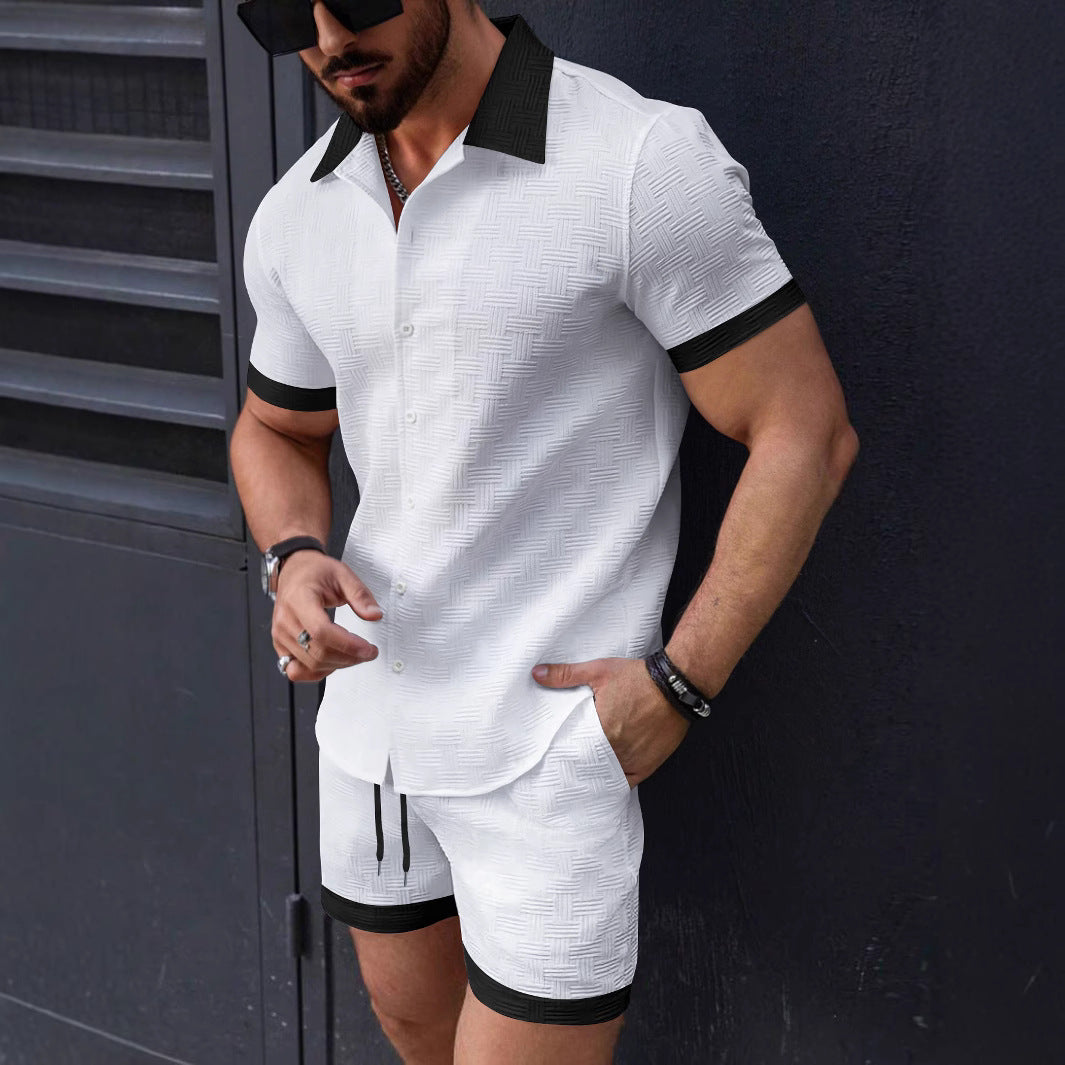 Herren Sommerliches Freizeitset mit strukturiertem Kurzarmhemd und Shorts Echoarchiv