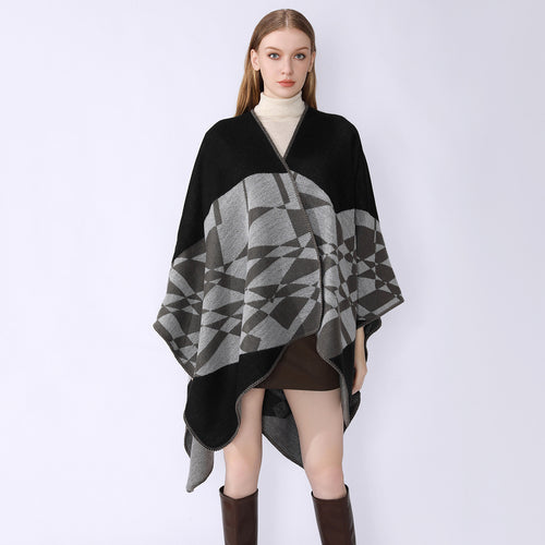 Damen Großer Strickponcho im Cape‑Schnitt mit Ziernaht und geometrischem Intarsia – Veloura