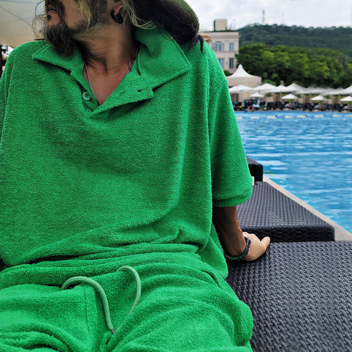 Herren Oversized Freizeitanzug mit Poloshirt und Shorts Echoarchiv