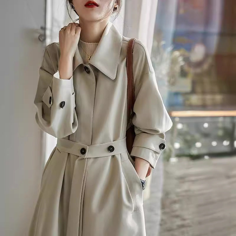 Damen Wasserabweisender A‑Linien‑Trenchcoat mit Bindegürtel und verdeckter Knopfleiste Echo Archiv