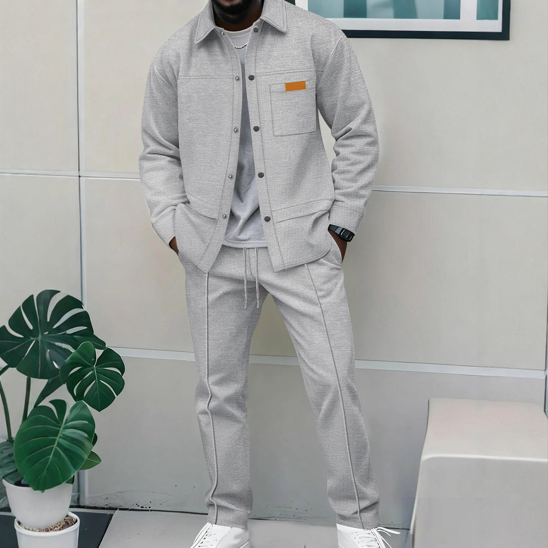 Herren modisches Karriere-Outfit mit sportlichen Elementen Echoarchiv
