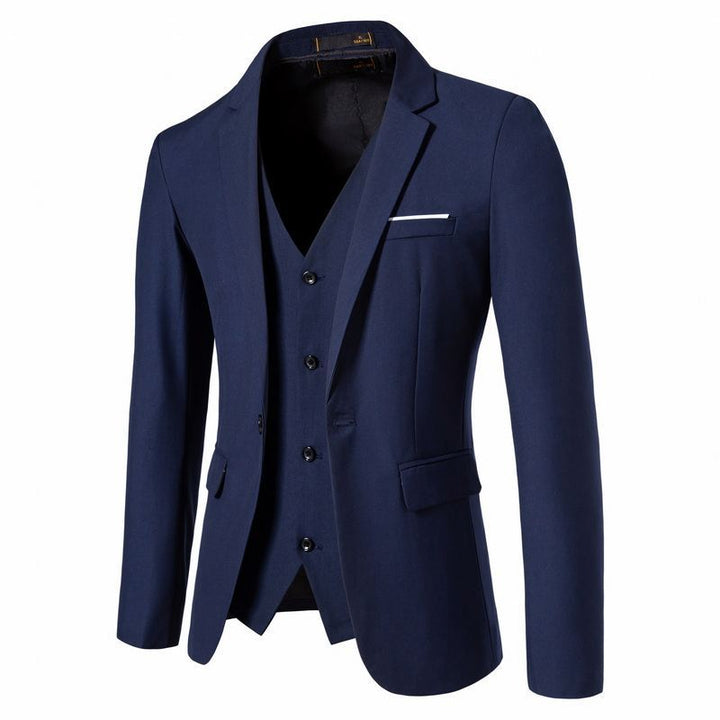 Herren Tailliertes Sakko mit passender Weste und schlanker Business‑Silhouette Echo Archiv