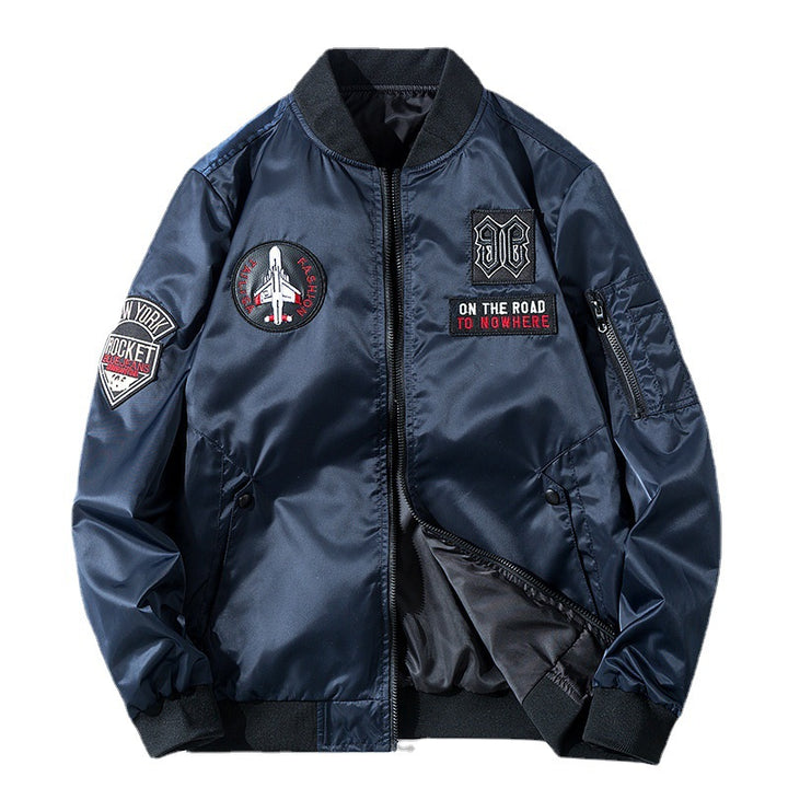 Herren Piloten-Bomberjacke mit Emblemapplikationen, leichtem Nylonaußenstoff und Ärmeltasche Echo Archiv
