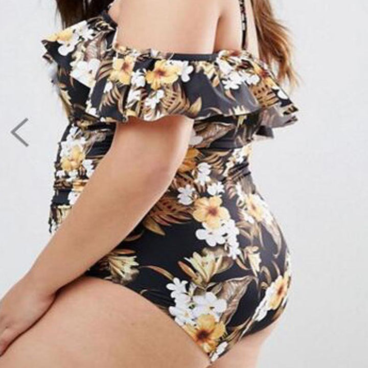 Damen Off-Shoulder Einteiler Badeanzug mit Rüschendetails Echo Archiv