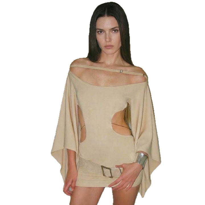 Damen elegantes Oversized Kleid mit transparenten Einschnitten und modernem Design Echo Archiv
