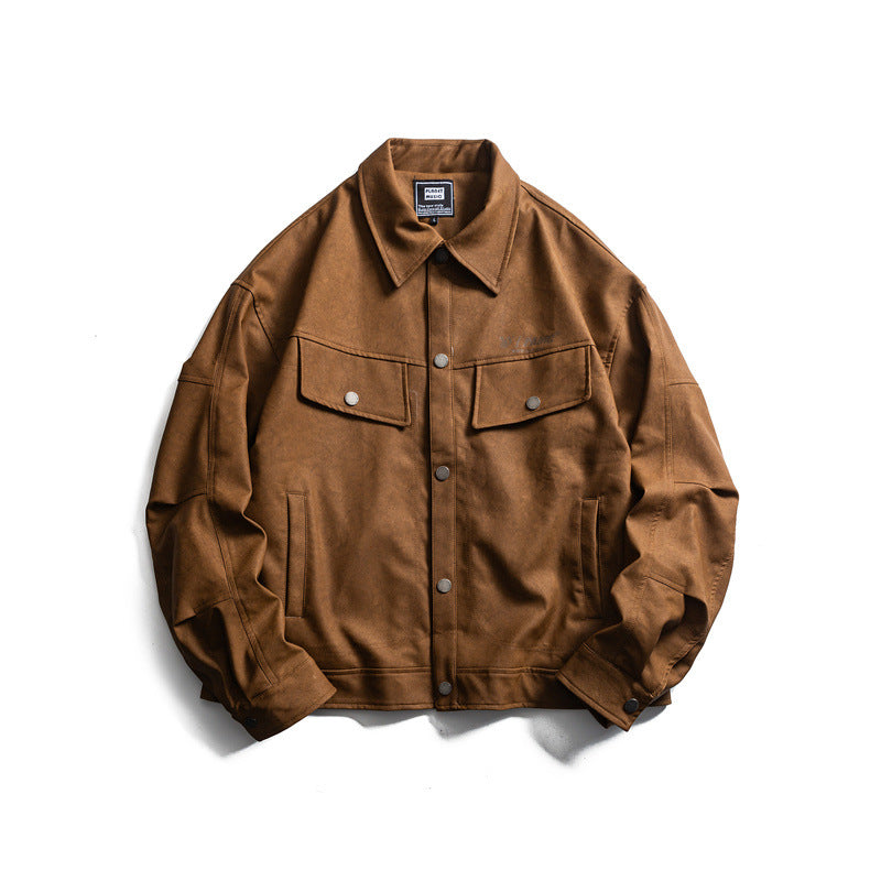 Herren Kurz geschnittener Canvas‑Trucker mit Veloursoptik, Pattentaschen und Druckknopfleiste Echoarchiv