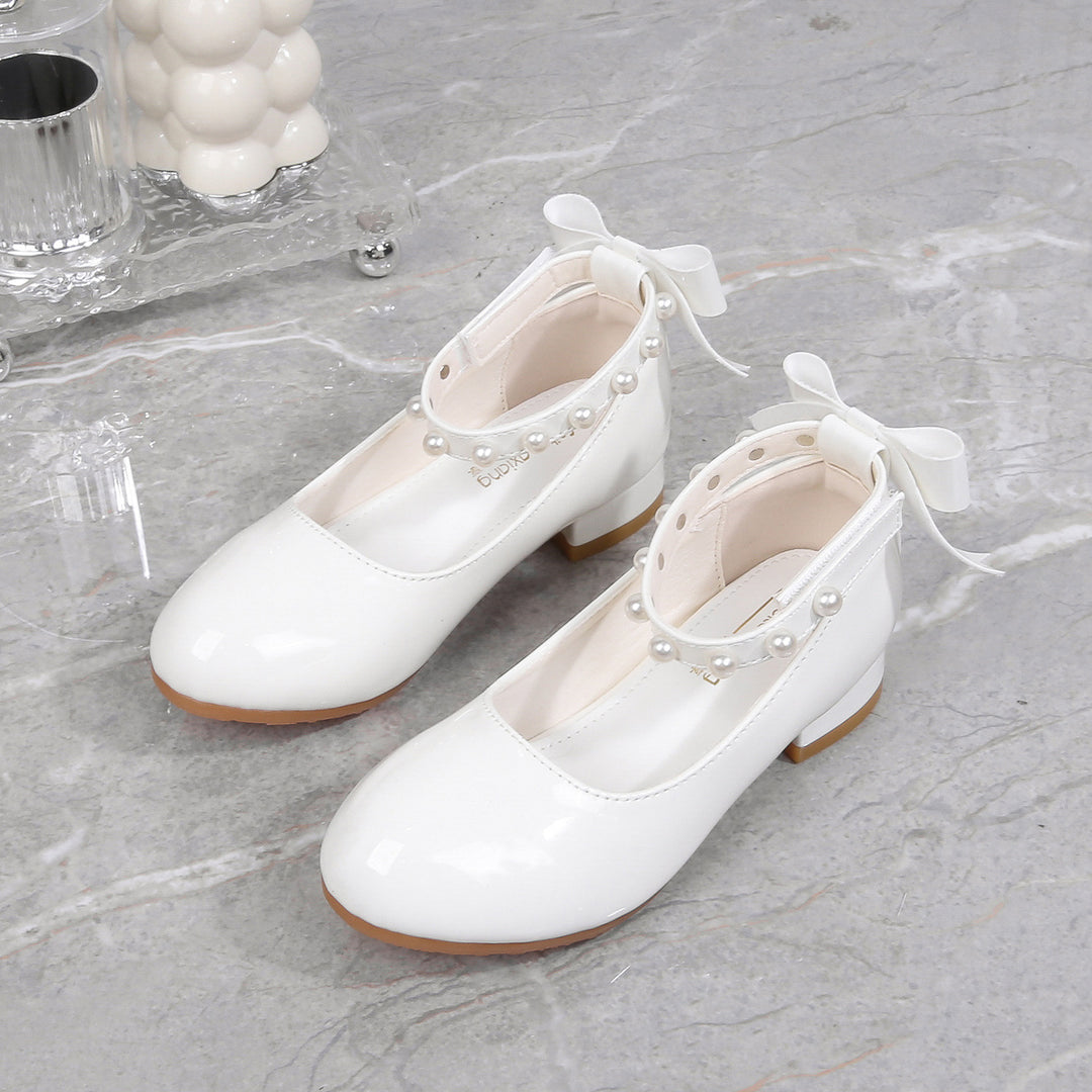 Mädchen Ballerinas mit Perlen- und Schleifenverzierung Echo Archiv
