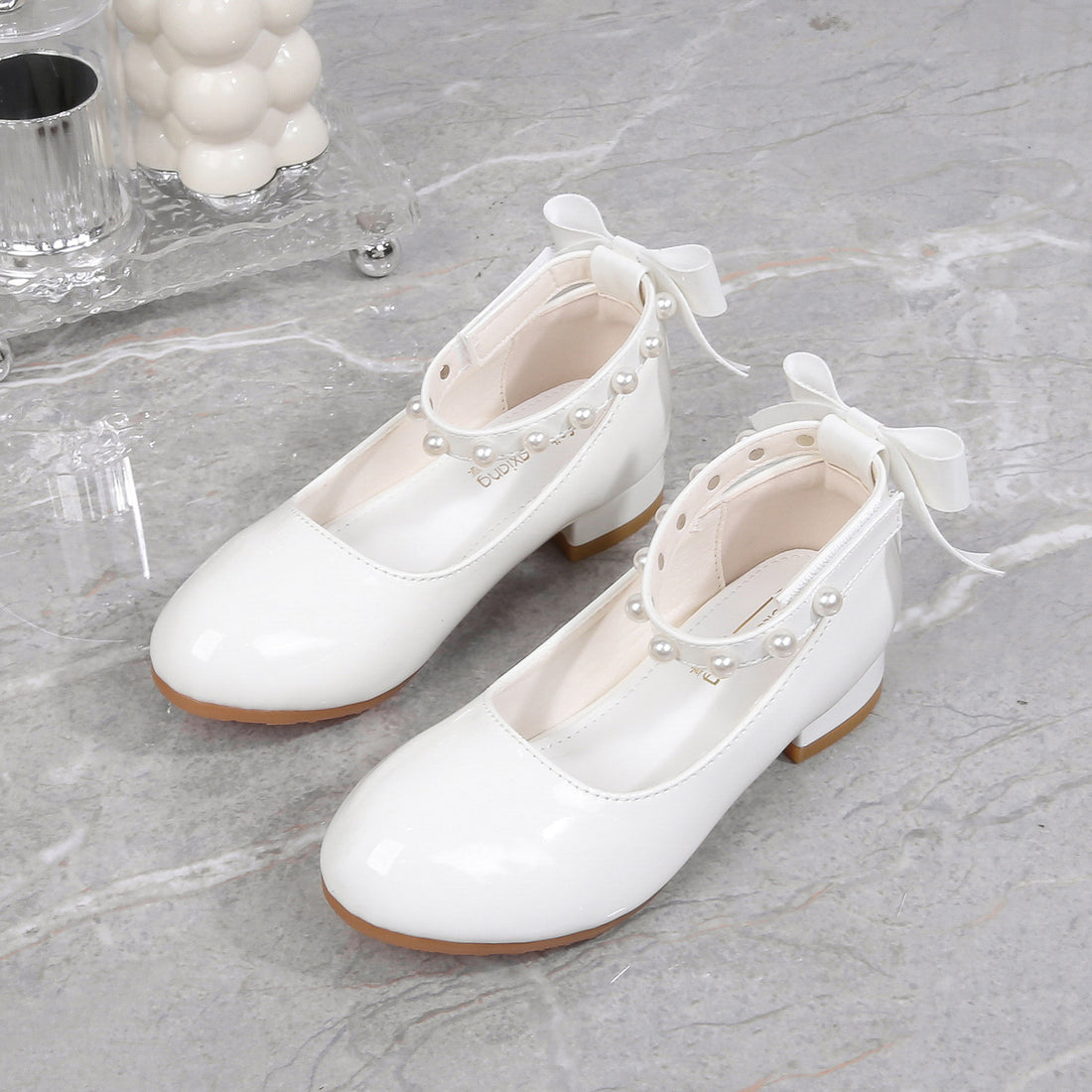 Mädchen Ballerinas mit Perlen- und Schleifenverzierung
