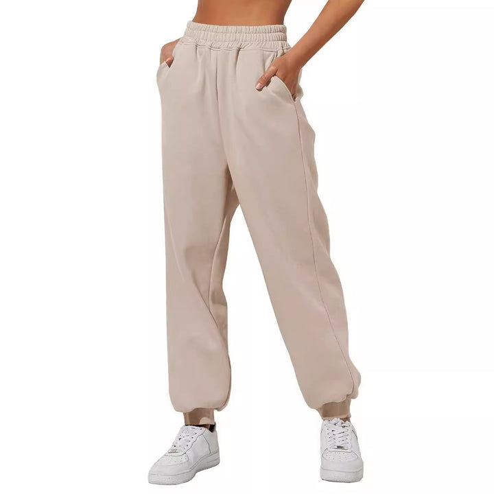Damen nan lockere High‑Waist Jogginghose mit doppellagigem Komfortbund, seitlichen Eingrifftaschen und gerafften Knöchelbündchen Echo Archiv