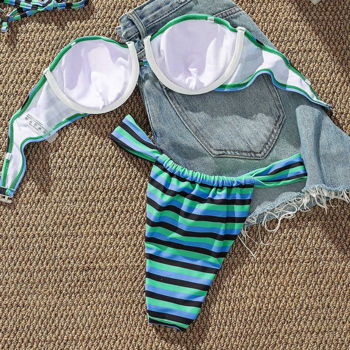 Damen Bikini-Oberteil mit verstellbaren Trägern und modernem Streifendesign Echo Archiv