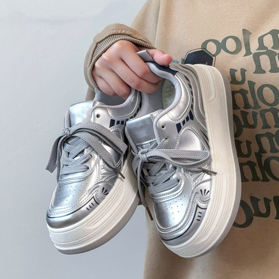 Damen Moderne Plateau-Sneaker mit metallic-Optik und dämpfender EVA-Zwischensohle – Névara