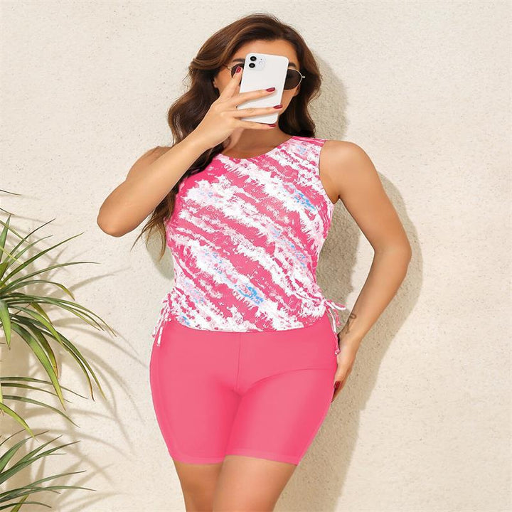 Damen Sportlicher Badeanzug mit stylischem Oberteil und figurformendem Schnitt Echo Archiv