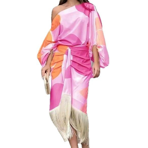 Damen nan schulterfreies drapiertes Midikleid mit geraffter Wickel-Taille und Fransensaum Echo Archiv