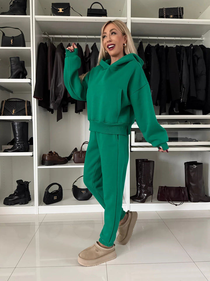 Damen Kurzgeschnittenes Kapuzen-Hoodie und High‑Waist Jogginghose Set aus weichem French-Terry – Auréline