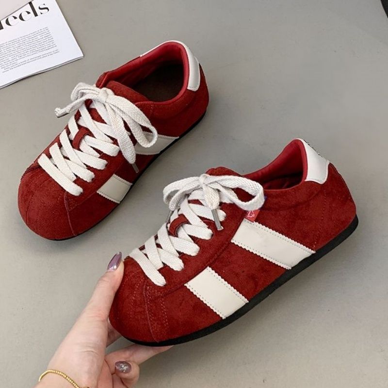 Damen Komfortable Sneaker aus hochwertigem Wildleder mit klassischem Design Echo Archiv