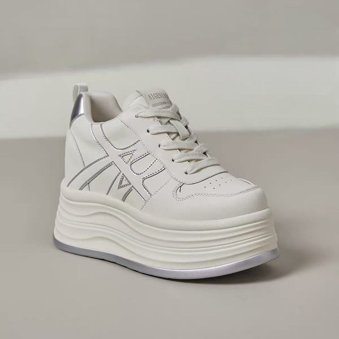 Damen Plateau Sneaker mit grafischem Muster und dämpfender Sohle Echo Archiv