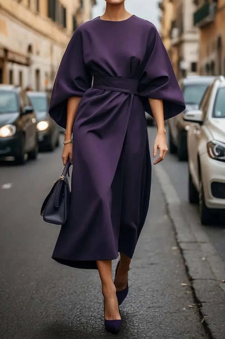 Damen elegantes Maxikleid mit Ballonärmel und tailliertem Schnitt Echoarchiv