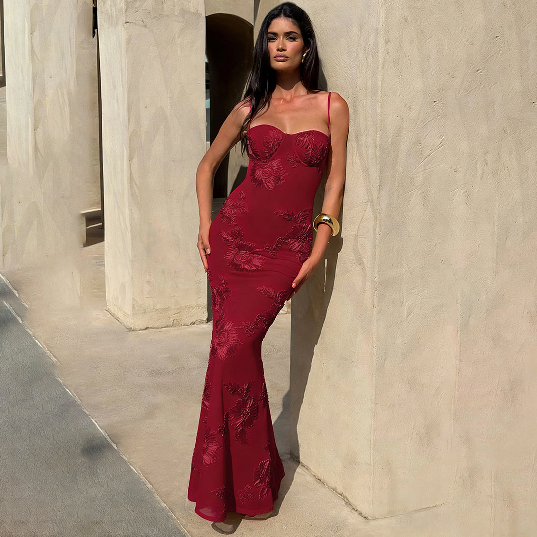 Damen Elegantes Bodenkonturierendes Maxikleid mit Spaghettiträgern und floralem Design Echo Archiv