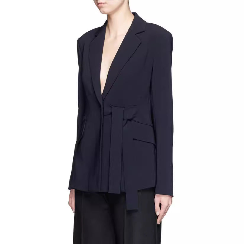 Damen Schalkragen-Wickelblazer mit seitlicher Knotenbindung und Pattentaschen Echoarchiv