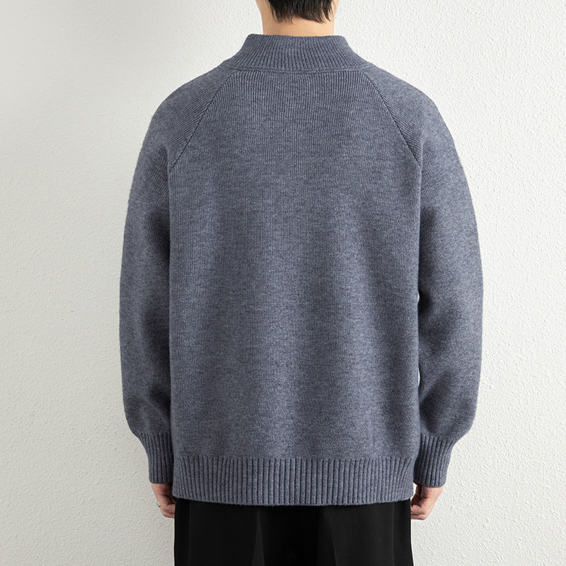 Herren modischer Pullover mit halbem Reißverschluss und sportlichen Einsätzen Echoarchiv