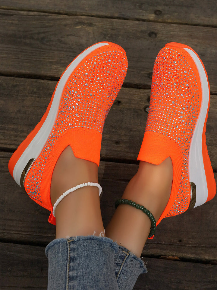 Damen  Strick Slip-On Sneaker mit funkelndem Strassbesatz, elastischem Einstieg und dämpfender Plateausohle Echo Archiv