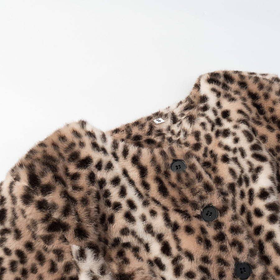 Damen Kurzjacke aus Kunstpelz mit Leopardenmuster und Rundhalsausschnitt Echo Archiv