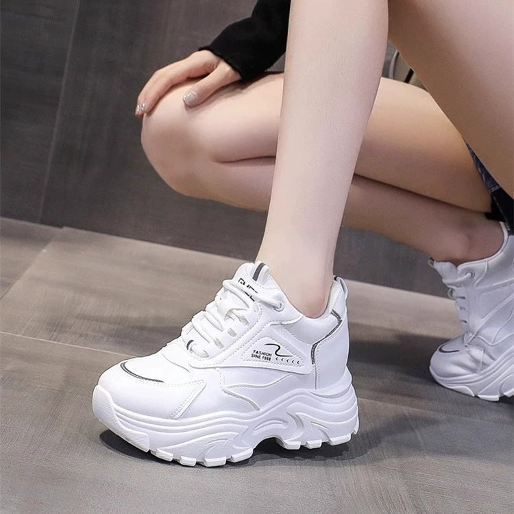 Damen Chunky Sneakers mit atmungsaktiver Mesh-Oberfläche und dämpfender Sohle Echo Archiv