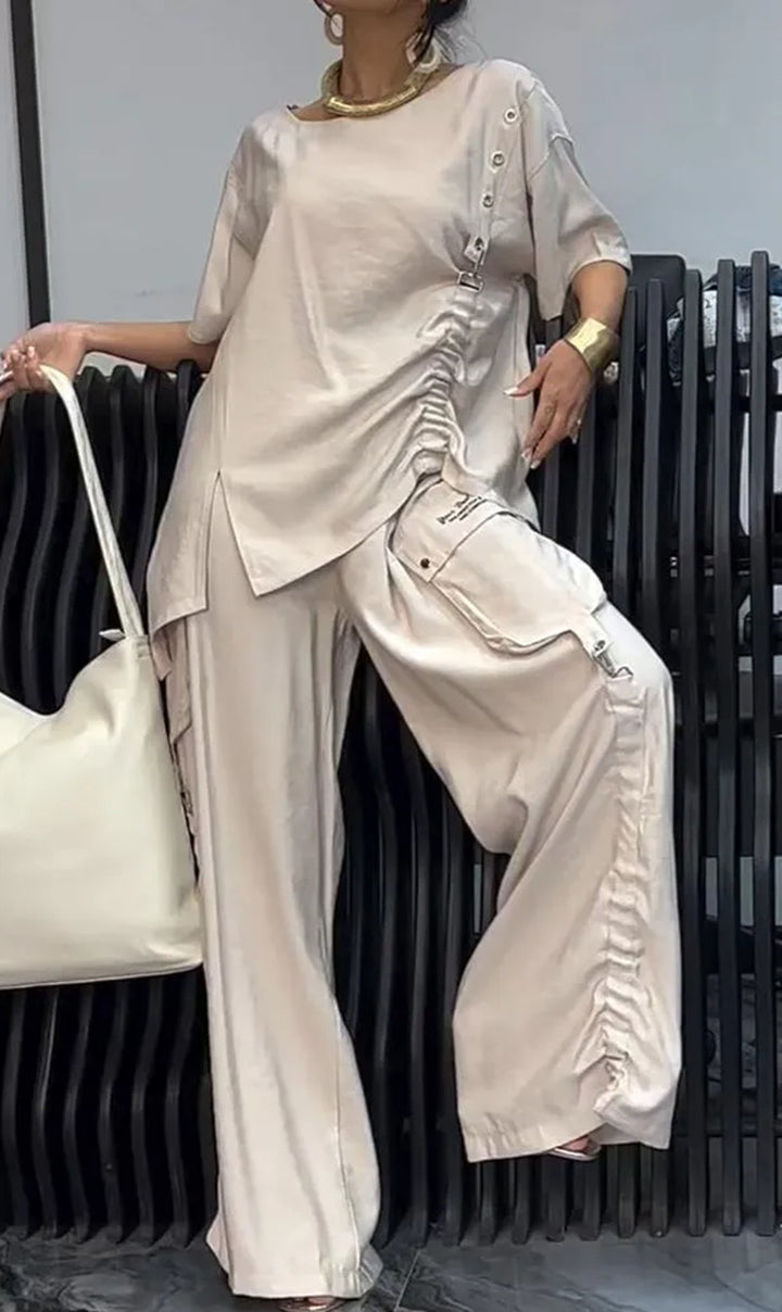 Damen nan legeres zweiteiliges Set mit übergroßem Rundhals-Shirt, seitlicher Raffung und weiter Cargo-Hose Echo Archiv