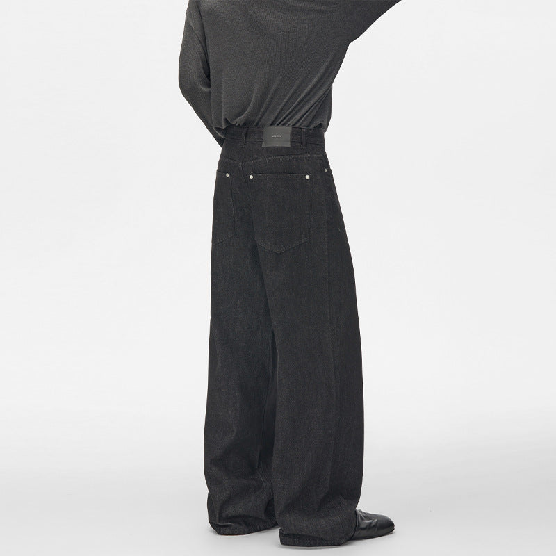 Herren Hochtaillierte weite Denim-Hose mit sichtbarer Knopfleiste und extra langem Saum Echo Archiv
