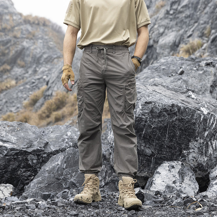 Herren Leichte Trekking‑Cargohose im Joggercut mit elastischem Knöchelabschluss und multifunktionalen Seitenklapptaschen Echo Archiv
