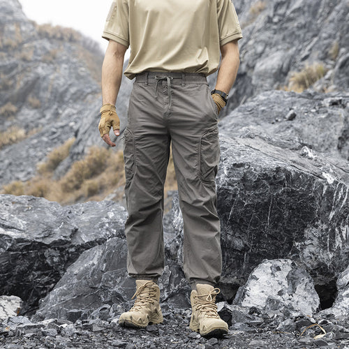 Herren Leichte Trekking‑Cargohose im Joggercut mit elastischem Knöchelabschluss und multifunktionalen Seitenklapptaschen Echo Archiv