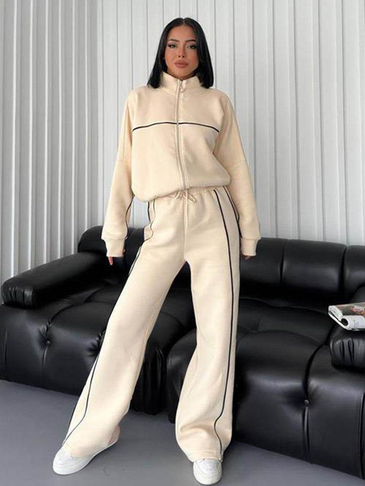 Damen nan Oversize Trainingsanzug Set mit Reißverschluss hohem Kragen und Kontrastpaspeln Echo Archiv