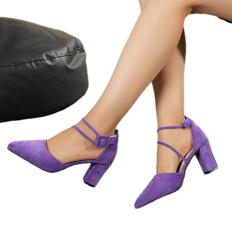 Damen Elegant-spitze Riemchen-Pumps mit geschwungenem Blockabsatz und doppeltem Knöchelriemen – Lioré